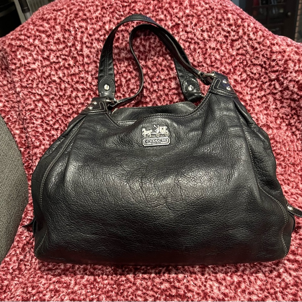 Coach Madison Maggie Black Leather Shoulder Bag